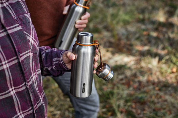 Malá termo fľaša na vodu 500 ml Black+Blum oranžová 10