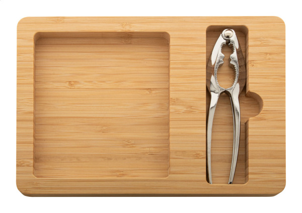 Valnott sada na lúskanie orieškov 2