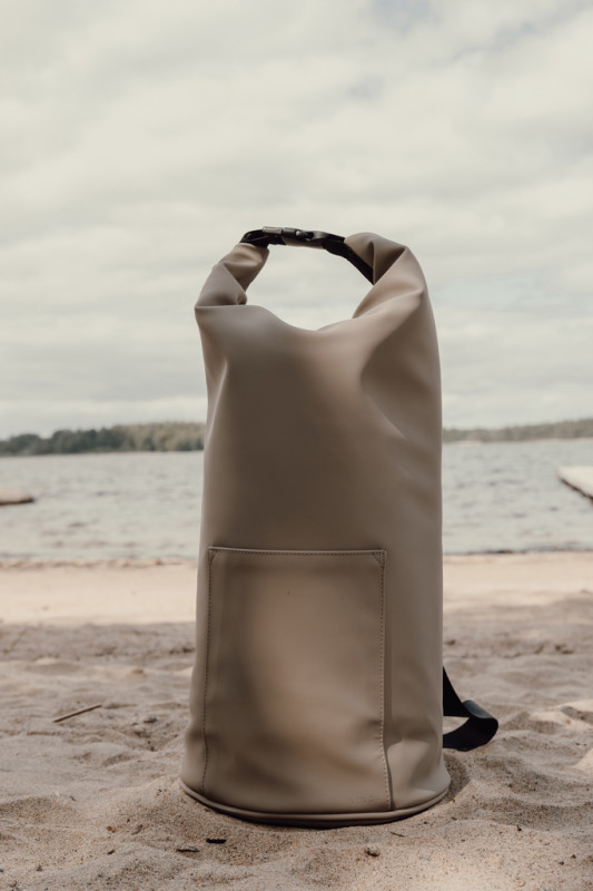 VINGA Baltimore RCS rolovacia chladiaca taška greige 4