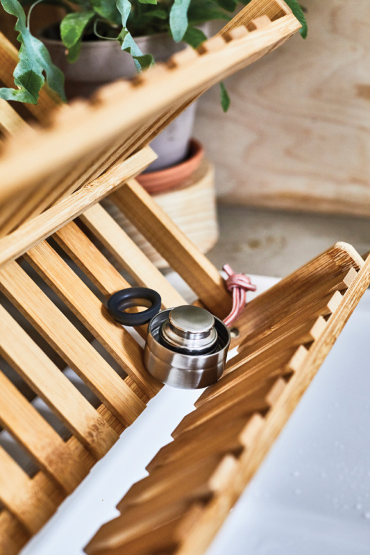 Veľká termo fľaša Explorer 850ml Black+Blum olivovo zelená 14