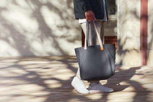 Bellroy Market Tote čierna 14