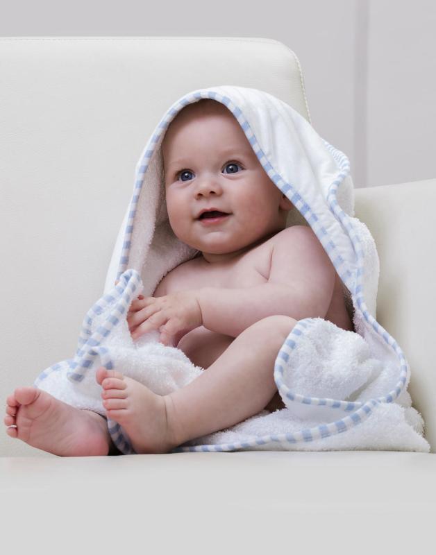 "Po" uterák s kapucnňou pre bábätká