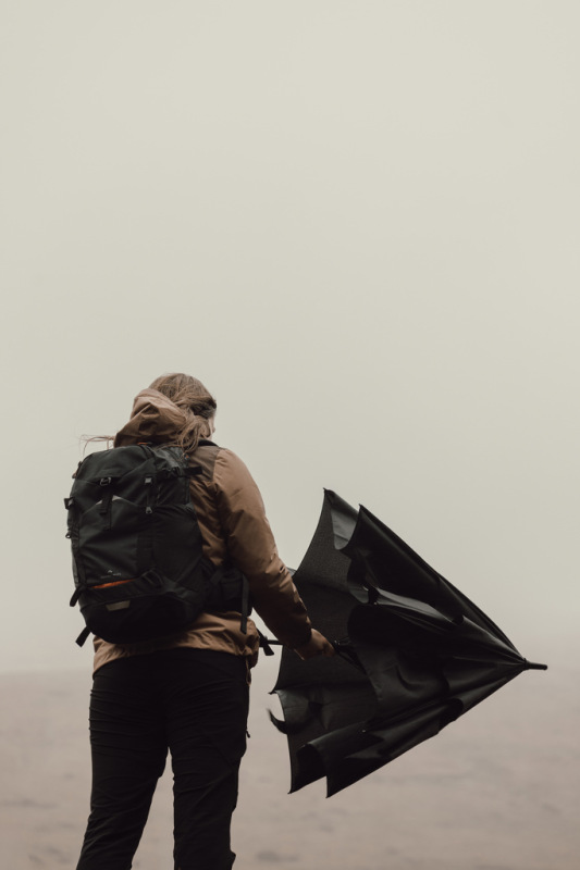 Nordic Drift Trail 27" AWARE™ RPET dáždnik proti búrke čierna 8