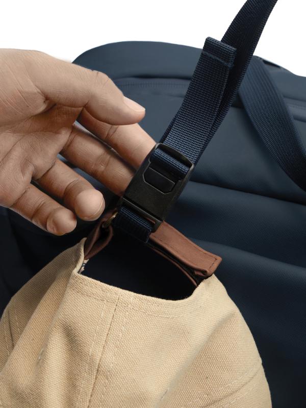 Vodeodolná víkendová taška Urban námornícka modrá 17