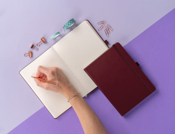 NOTIQUE Notes Balacron, bordový, bodkovaný, 15 x 21 cm 6