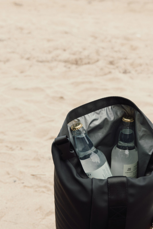 VINGA Baltimore RCS rolovacia chladiaca taška čierna 8