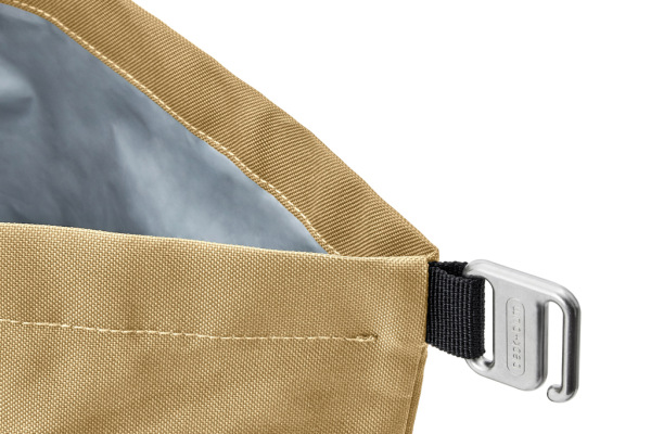 Izolovaná/chladiaca taška na obed 6,7l Black+Blum clay 7