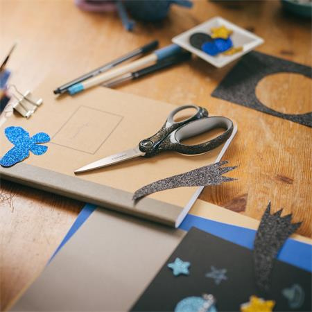 Nožnice, školské, 18 cm, FISKARS, trblietavé čierne 5