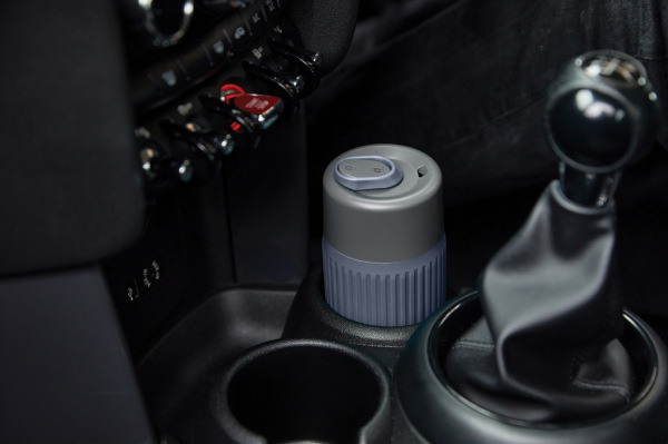 Cestovný sklenený hrnček 340 ml Black+Blum sivá 7